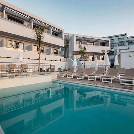 Tesoro Zakynthos فندق 4*